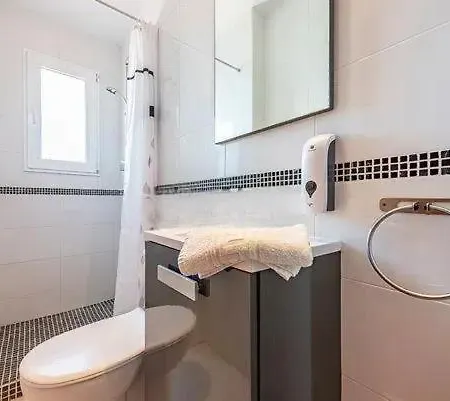 Nyaraló Rosa Les Tres Cales